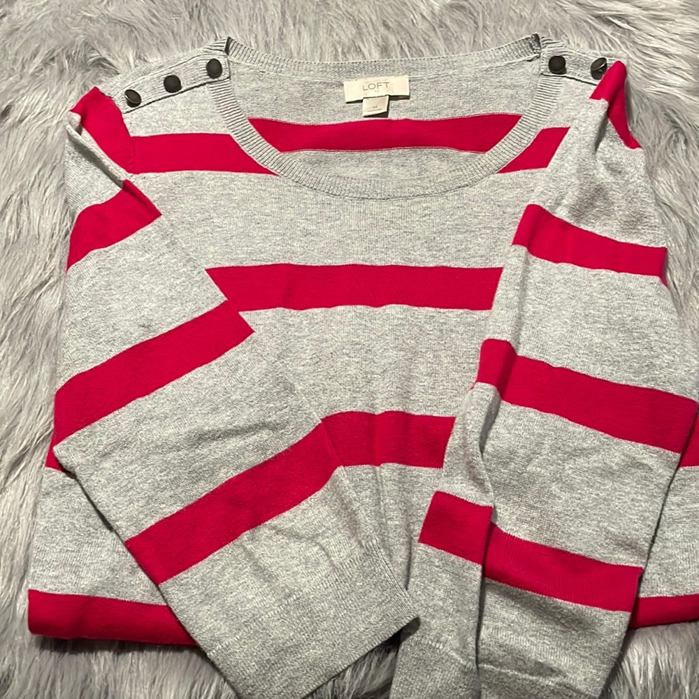 Pink and Gray sweater, Size: Medium, Worn one or two times.